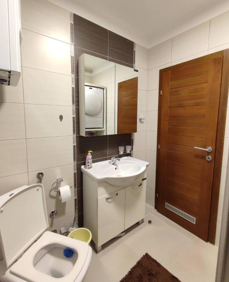 Apartment Deluxe Lejla - Free Garage Parking Sarajevo